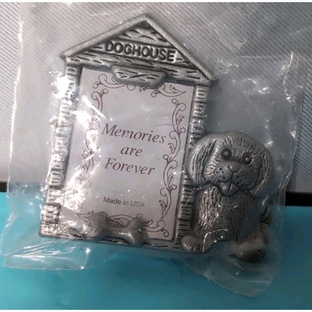 AMC Pewter Mini Doghouse With Dog And Bone Frame New Made In The U.S